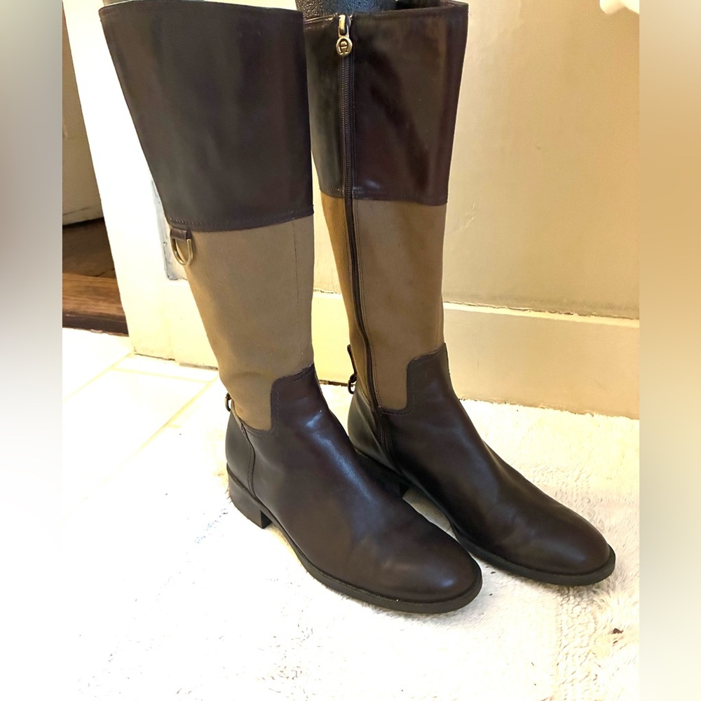 Etienne Aigner Brown Leather Boots